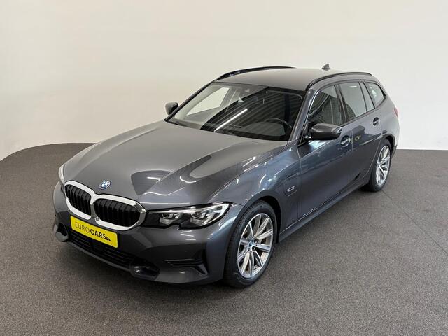 BMW 3-SERIE Touring 330e Sportline Automaat 292pk Airco Navi Carplay PDC VA Adaptive Cruise Control Stoel/Stuurwielverwarming Full LED BMW HiFi