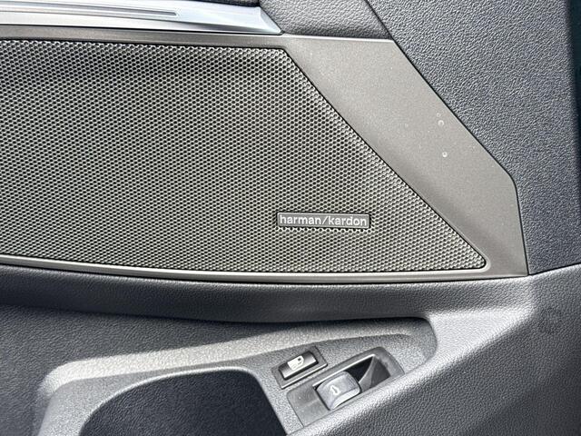BMW 3-SERIE Touring 330e | CoPilot Pack | M Sport | Trekhaak |