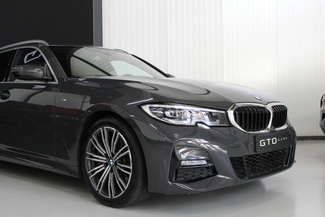 BMW 3-SERIE Touring 330i M Sport | Pano | Apple Carplay | Sfeerverlichting | LED