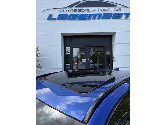 BMW 3-SERIE Touring 320e M-Sport Performance | Pano | H&K | Trekhaak