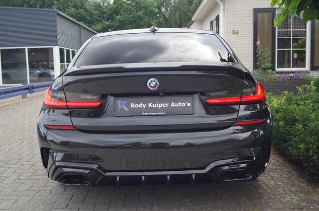 BMW 3-SERIE 330e (292pk) M340I Look Laser/HUD/Keyless/Carbon/19inch/Sfeerverlichting