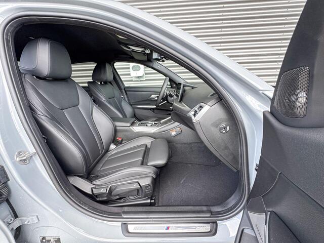 BMW 3-SERIE Sedan 320i