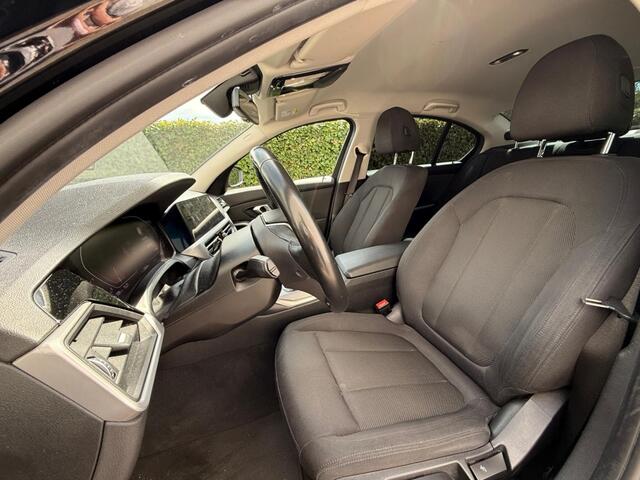 BMW 3-SERIE 320i Executive Ed.