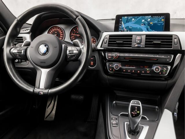 BMW 3-SERIE 320i M Sport High Executive 184Pk Automaat (GROOT NAVI, M PAKKET, DEALER ONDERHOUDEN, LEDER, STOELVERWARMING, SPORTSTOELEN, PARKEERSENSOREN, GETINT GLAS, SPORT AUTOMAAT, NIEUWSTAAT)