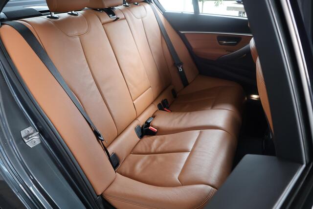 BMW 3-SERIE 320i Edition M Sport Shadow Executive | M Sport | HiFi | Cruise Control | 18" LM | Lentevoordeel
