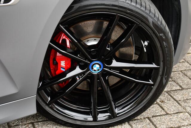 BMW 3-SERIE Touring 330e xDrive M-Sport Pro Frozen-Grey Pano Trekh El-zetel HUD Merino-leder 19inch Adp-onderstel