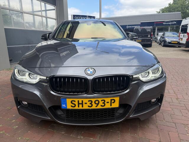 BMW 3-SERIE 318i Edition M Sport Shadow High Executive Bj 2018 Km 88.000 Dealer onderhouden 136pk Automaat Top uitvoering