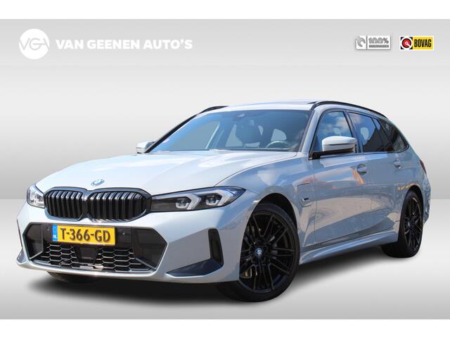 BMW 3-SERIE Touring 330e xDrive M-Sport | Panoramadak | Trekhaak