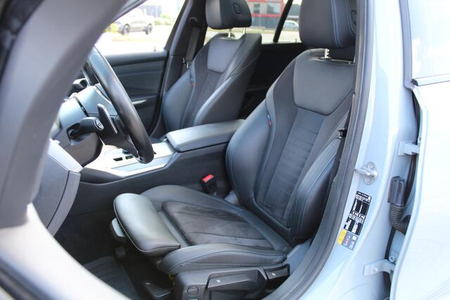 BMW 3-SERIE Touring 330e xDrive M-Sport | Panoramadak | Trekhaak