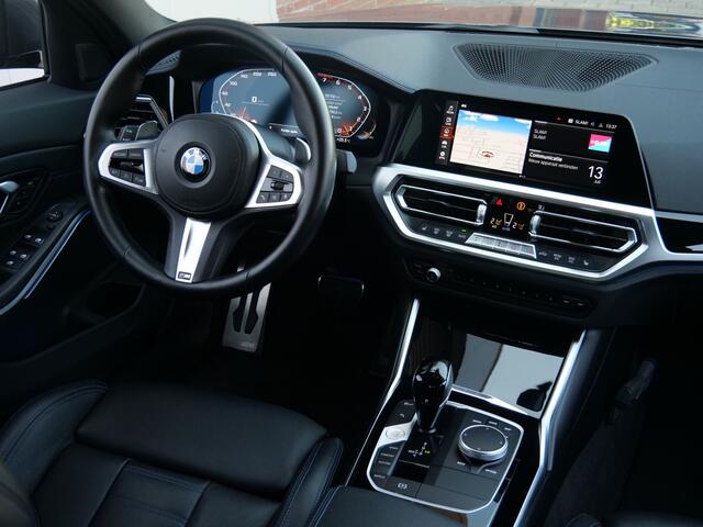 BMW 3-SERIE M340i xDrive Business Edition Plus 374 Pk Automaat Navi / DAB / Apple Carplay / 19 inch / M-pakket