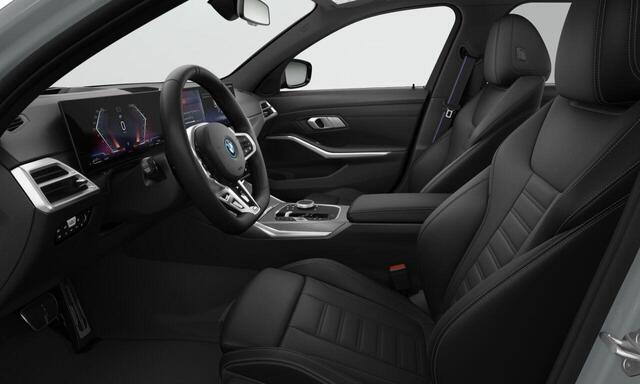 BMW 3-SERIE Touring 330e High Executive | M Sportpakket Pro | Innovation Pack | Comfort Pack | Individual Lak