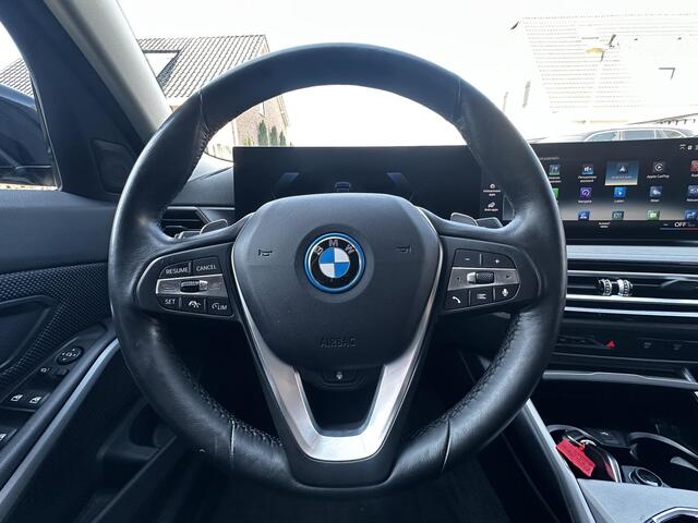 BMW 3-SERIE Touring 330e Shadow Line SOH 96,4%