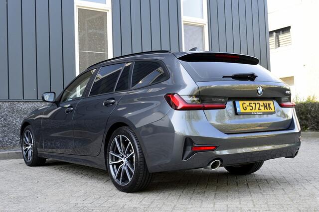 BMW 3-SERIE Touring 330i High Executive Edition Rijklaarprijs-Garantie Navigatie Led Airco 18 Inch