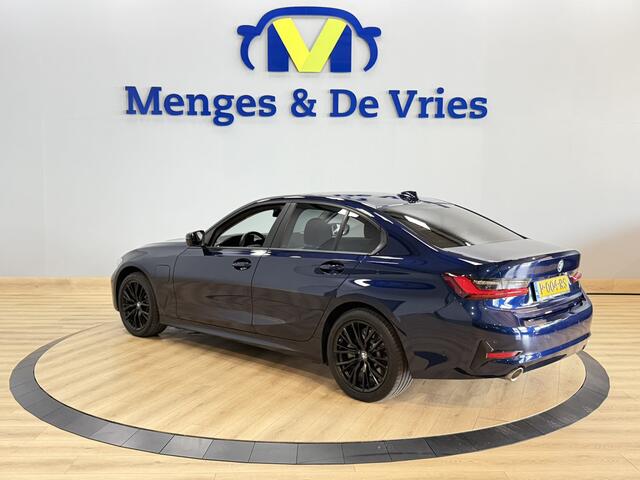 BMW 3-SERIE 320e Business Edition Plus Airco ECC | Camera | Memory | Keyless | Laser | Leder | Stoel Verwarming | Isofix | NAP