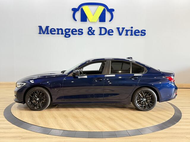 BMW 3-SERIE 320e Business Edition Plus Airco ECC | Camera | Memory | Keyless | Laser | Leder | Stoel Verwarming | Isofix | NAP