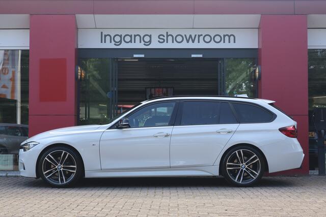 BMW 3-SERIE Touring 318i M Sport Automaat | origineel NL | Shadow Line | Virtual Cockpit |