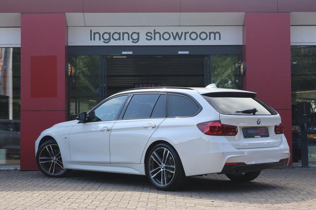 BMW 3-SERIE Touring 318i M Sport Automaat | origineel NL | Shadow Line | Virtual Cockpit |