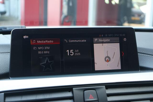 BMW 3-SERIE Touring 318i M Sport Automaat | origineel NL | Shadow Line | Virtual Cockpit |