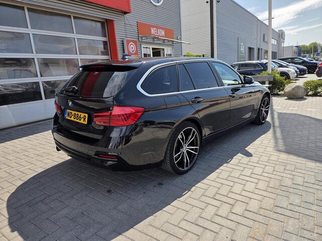 BMW 3-SERIE Touring 318i Centennial Executive