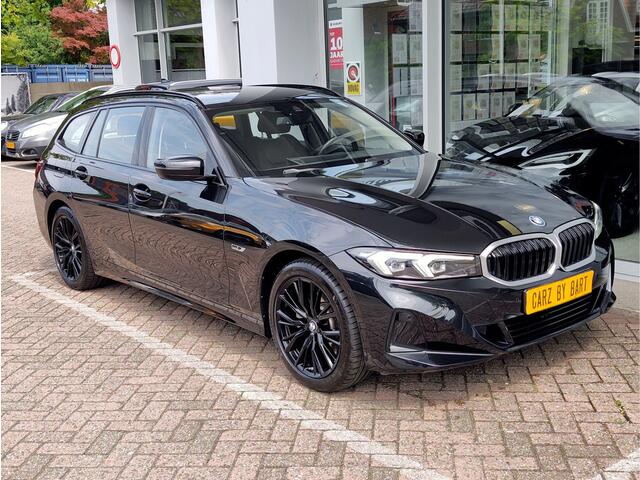 BMW 3-SERIE Touring 320e PHEV Leder | Park Assist | Carplay/Android