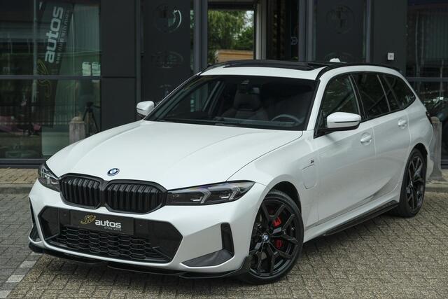 BMW 3-SERIE Touring 330e xDrive M-sport M3 stoelen Panoramadak *SOH 98%* Memory *BTW* Black pack NLauto 19" LMV