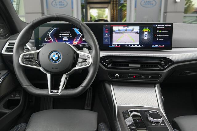 BMW 3-SERIE Touring 330e xDrive M-sport M3 stoelen Panoramadak *SOH 98%* Memory *BTW* Black pack NLauto 19" LMV