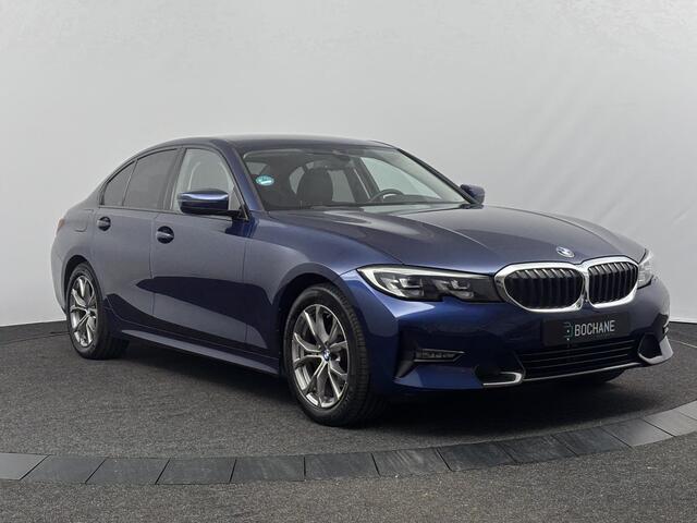 BMW 3-SERIE 320i Executive Edition | Sportline | Sfeerverlichting | Parkeersensoren |