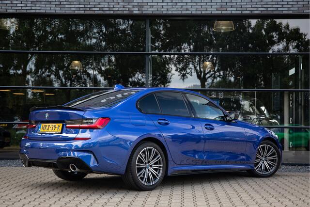 BMW 3-SERIE 320i High Executive M-Sport Shadowline, Keyless entry, Carplay,