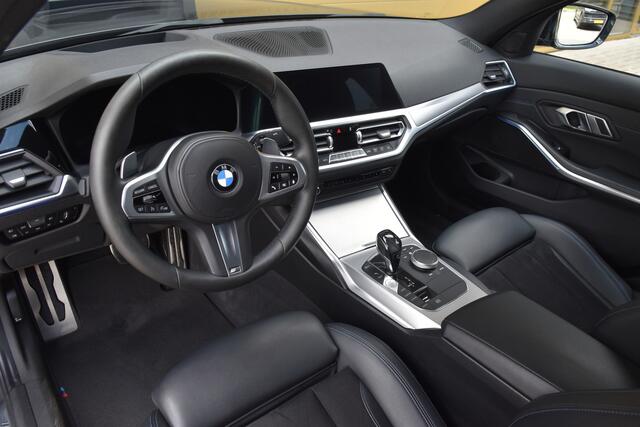BMW 3-SERIE 330i Executive Edition * M-Sportpakket * Head-up * Sportremmen * A-spoiler *