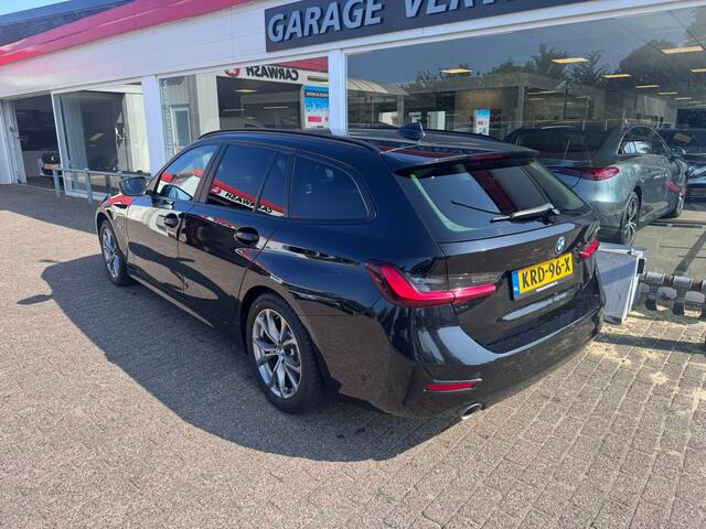 BMW 3-SERIE Touring 320e