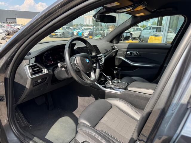 BMW 3-SERIE 320I Executive Edition - sensoren - climate control - carplay