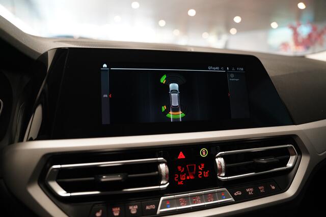 BMW 3-SERIE Touring 318i High Executive|Carplay|Stoelverwarming|Navi