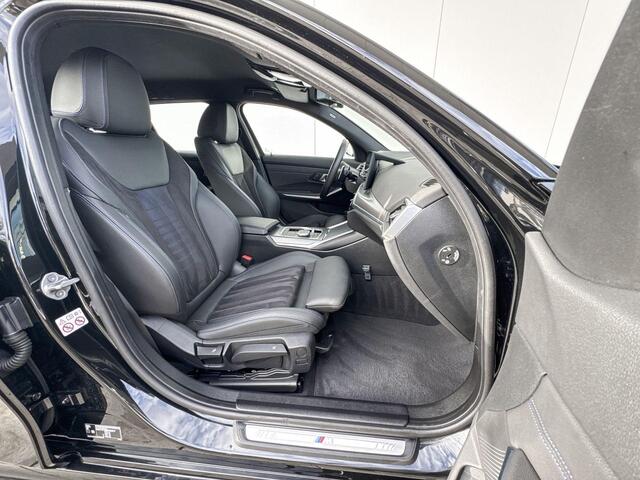 BMW 3-SERIE Touring 318i M-Sport Parking Assistant / Stoelverwarming / 18 Inch / Dimmende Binnen & Buitenspiegel / Electrische Zwenkhaak