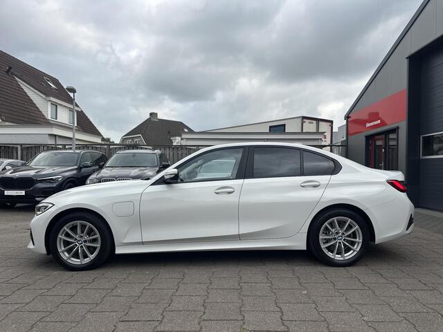 BMW 3-SERIE 320e Head-Up|Laserlicht|Adaptiev.Cruise|Sport