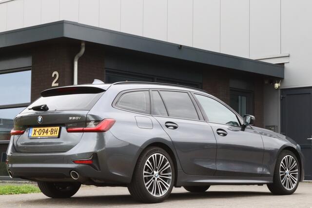 BMW 3-SERIE Touring 330i G21 Sport Line ACC 18 inch