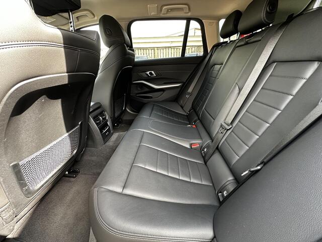 BMW 3-SERIE Touring 320e Dravitgrau Metallic 1ste eigenaar org NL