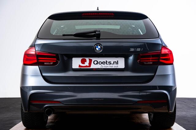 BMW 3-SERIE Touring 318i High Executive M-sport - Panoramadak - Leder - Camera - Navigatiesysteem Professional - HiFi System - Stoelverwarming