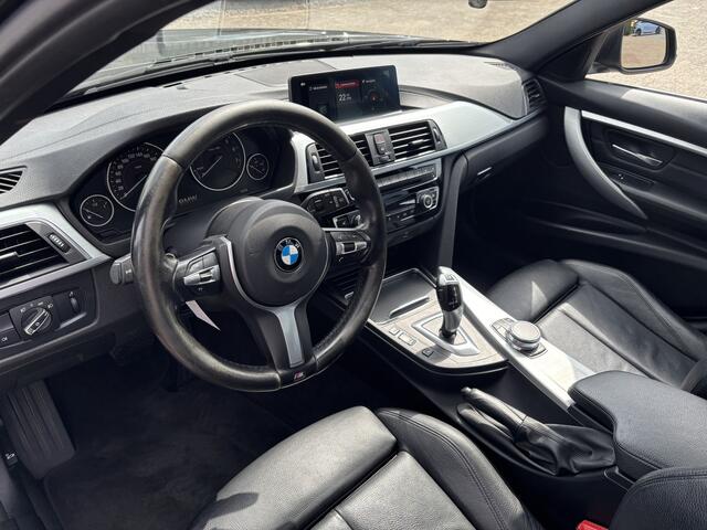 BMW 3-SERIE Touring 318i Sport Line Automaat Full LED / Panoramadak / Leder