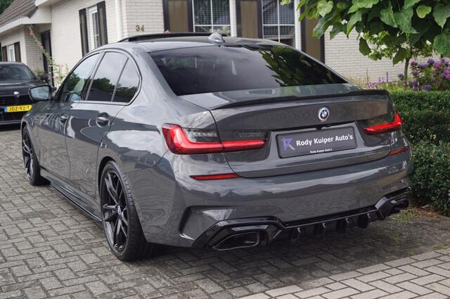 BMW 3-SERIE 330e (292pk) M3 Stoelen//Panodak/M340I Look/Trekhaak/Carbon