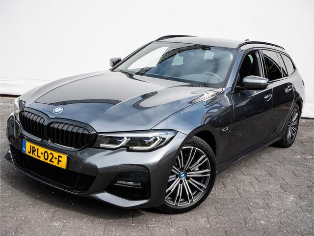 BMW 3-SERIE Touring 320e Aut. M-pakket Trekhaak/ Stoel-stuurverwarming/ Navigatie/ Camera/ Carplay/ Sportstoelen