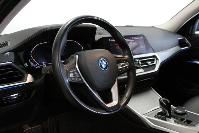 BMW 3-SERIE Touring 320e Business Edition Plus | WEGKL-TRHAAK | CARPLAY | STOEL-VERW | DAB | CARPLAY | LED | E-KLEP |