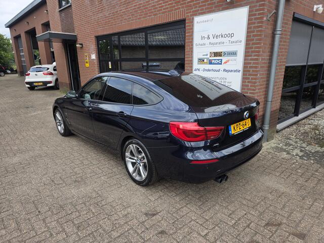 BMW 3-SERIE 320i High Executive Sport Line