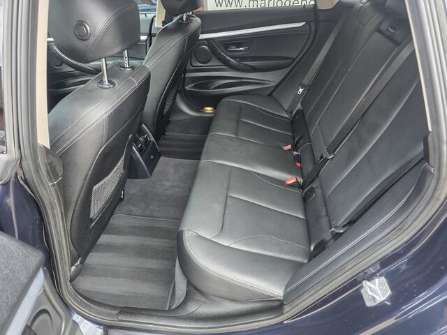 BMW 3-SERIE 320i High Executive Sport Line