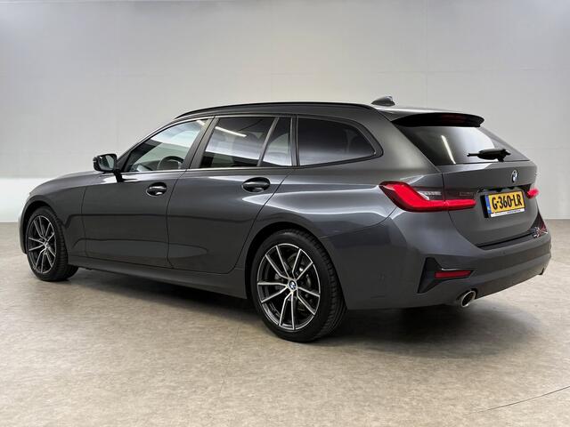 BMW 3-SERIE 330i Introduction Executive Edition M-Sport | Camera | Virtual | Carplay | LED | Navi | Parkeersens.
