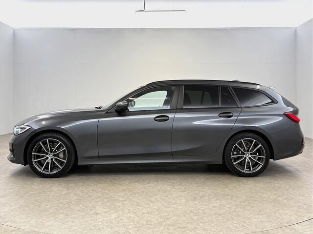 BMW 3-SERIE 330i Introduction Executive Edition M-Sport | Camera | Virtual | Carplay | LED | Navi | Parkeersens.