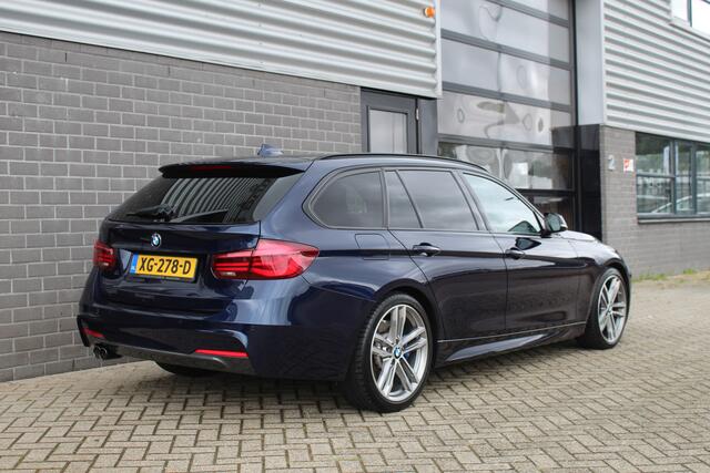 BMW 3-SERIE Touring 320i M Sport Edition / Panoramadak / Harman Kardon / N.A.P.