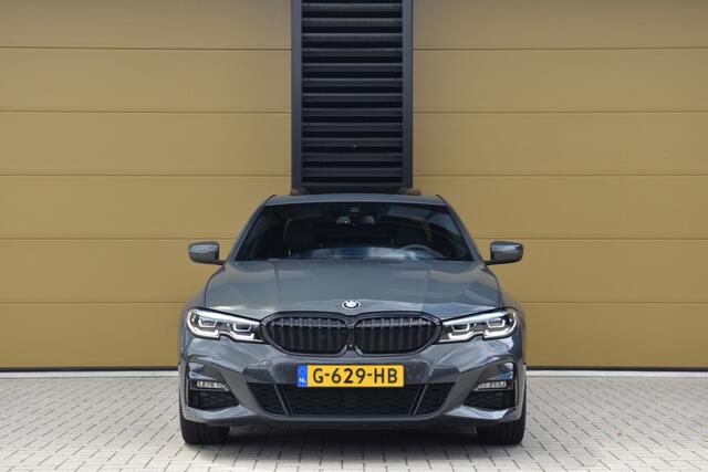BMW 3-SERIE 330e High Exe M-Sport * Harman/Kardon * Schuifdak * M-Achterspoiler * SOH 84.7% * Head-up *
