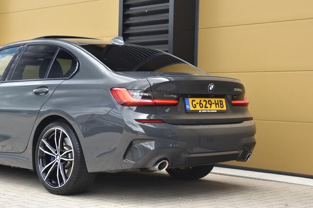 BMW 3-SERIE 330e High Exe M-Sport * Harman/Kardon * Schuifdak * M-Achterspoiler * SOH 84.7% * Head-up *
