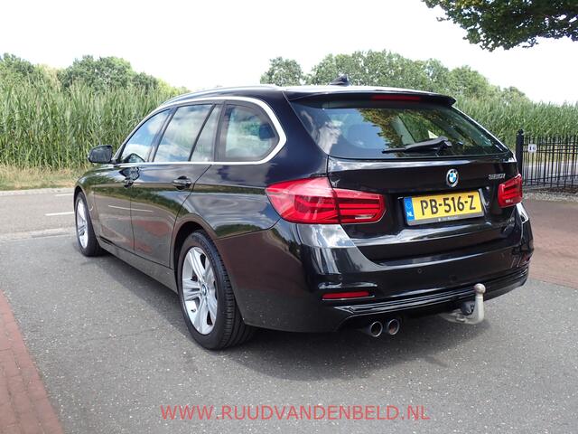 BMW 3-SERIE Touring 320i SPORTLINE TREKHAAK / SPORTSTOEL / CRUISE
