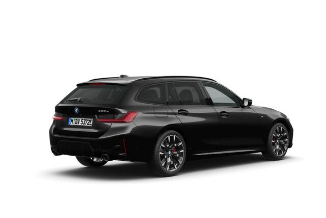 BMW 3-SERIE Touring 330e M Sport Edition | M Sportpakket Pro | Comfort Pack